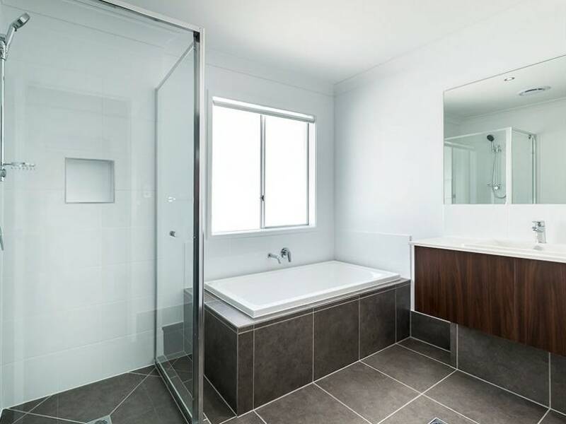 52 Hindes Street, Lota, QLD 4179 Australia