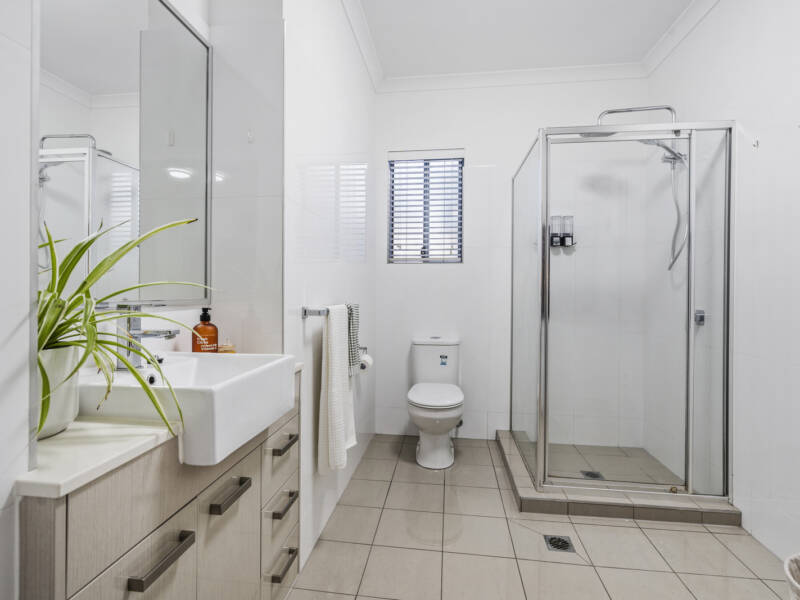 1/12 Drayton Terrace, Wynnum, QLD 4178 Australia