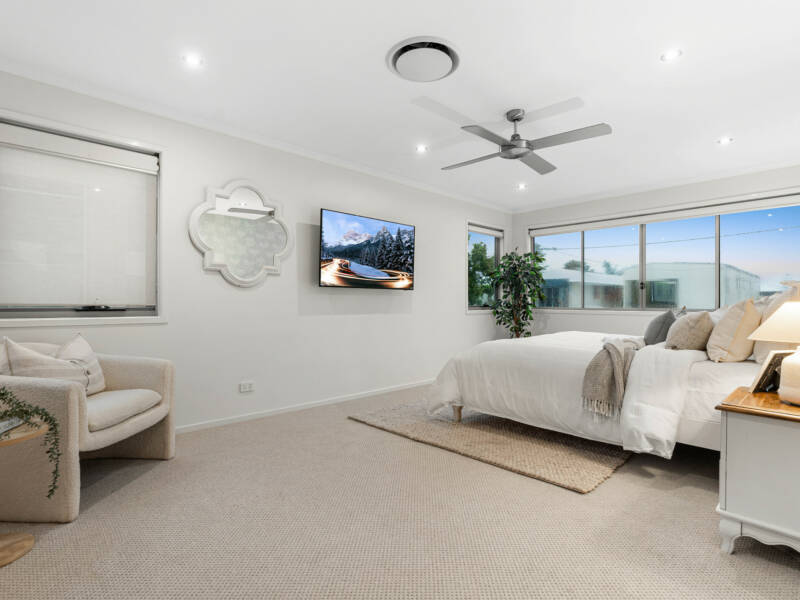 11 Earl Parade, Manly, QLD 4179 AUS