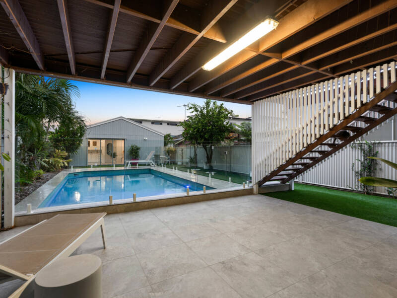 11 Earl Parade, Manly, QLD 4179 AUS