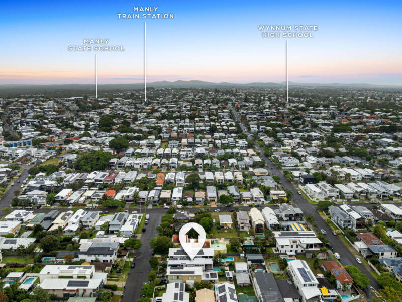 11 Earl Parade, Manly, QLD 4179 AUS