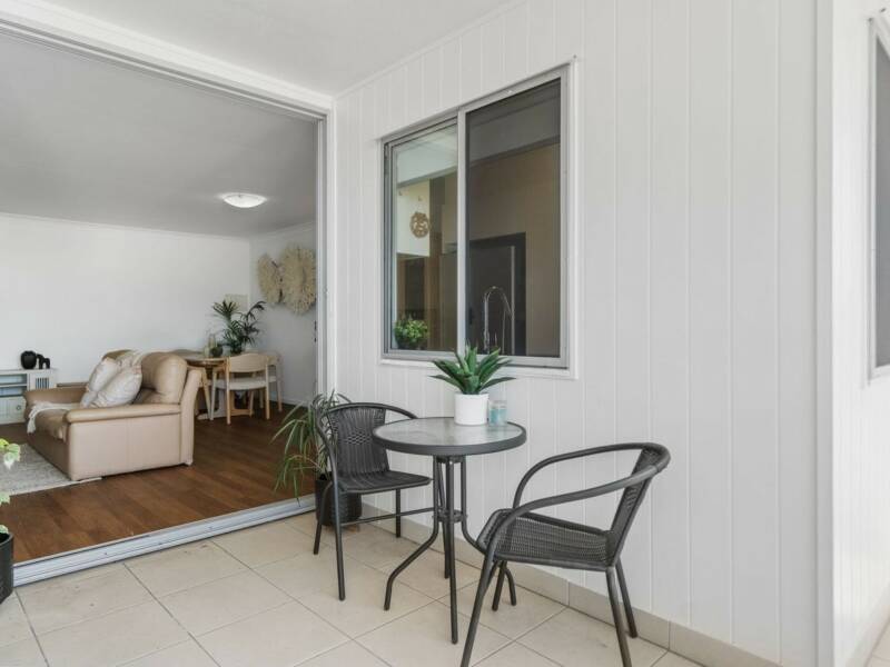 2/54 Yamboyna Street, Manly, QLD 4179 Australia