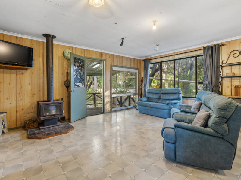 75 Midgen Street, Kooringal, QLD 4025 AUS