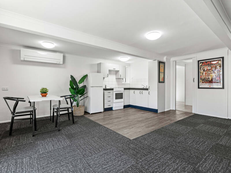 157 Birdwood Road, Carina Heights, QLD 4152 AUS