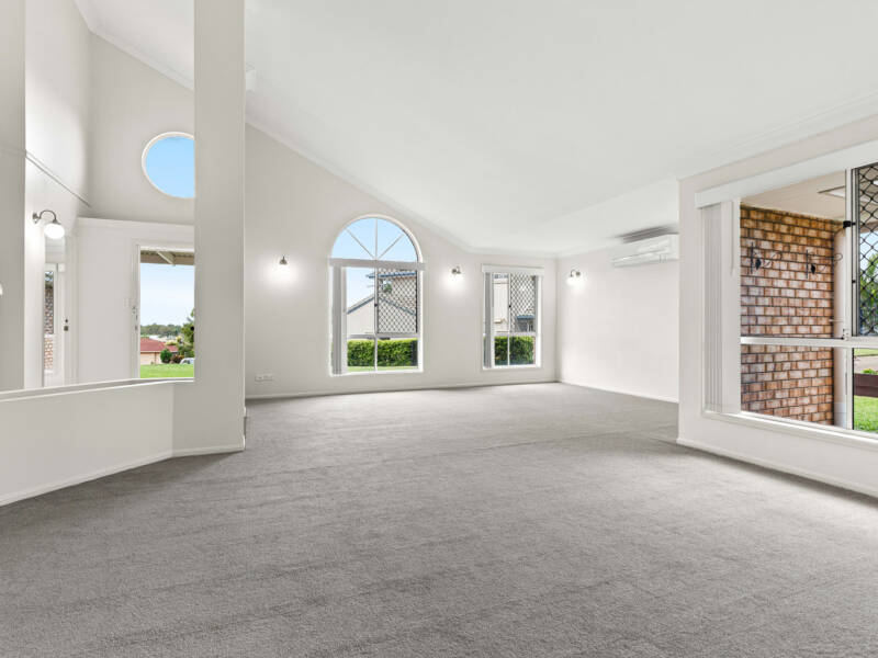 8 Paca Court, Wynnum West, QLD 4178 AUS