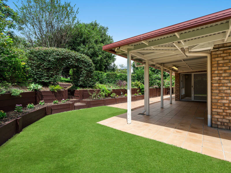 8 Paca Court, Wynnum West, QLD 4178 AUS