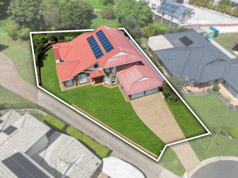 8 Paca Court, Wynnum West, QLD 4178 AUS