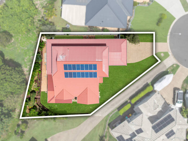 8 Paca Court, Wynnum West, QLD 4178 AUS