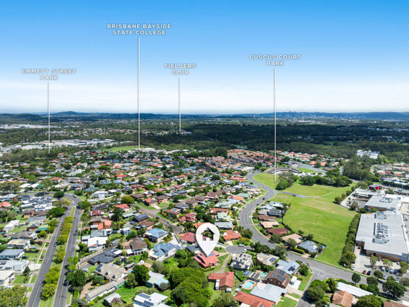 8 Paca Court, Wynnum West, QLD 4178 AUS