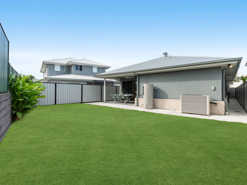 24 Sunrise Place, Hemmant, QLD 4174 AUS