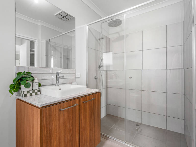 24 Sunrise Place, Hemmant, QLD 4174 AUS