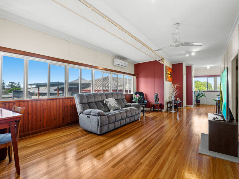 49 Wassell Street, Wynnum, QLD 4178 AUS