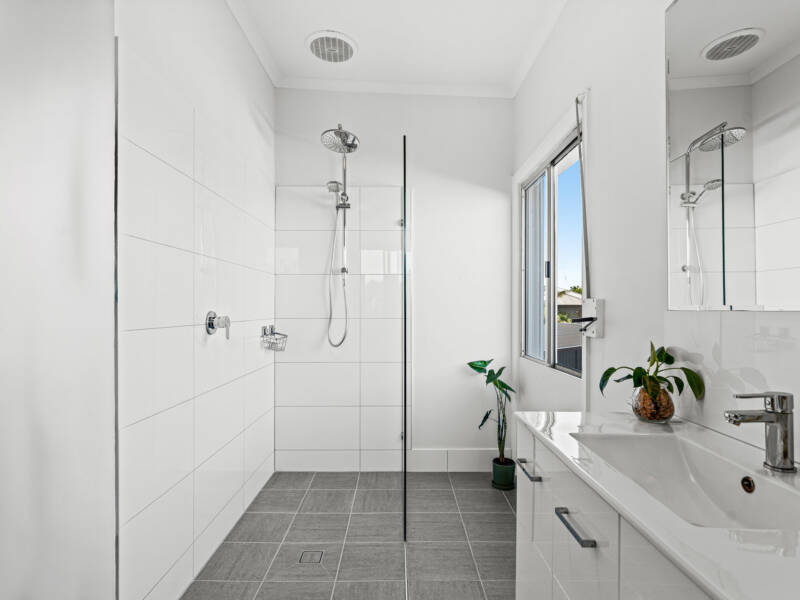 49 Wassell Street, Wynnum, QLD 4178 AUS