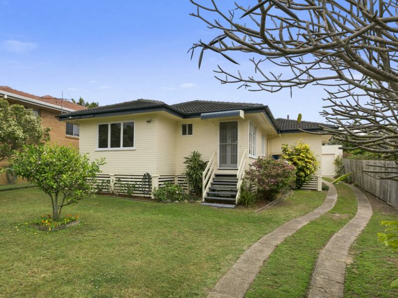 17 Tamaree Avenue, Wynnum, QLD 4178