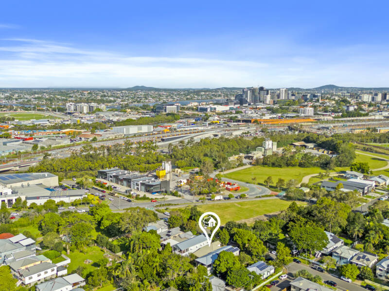 82 Bowen Street, Windsor, QLD 4030 AUS