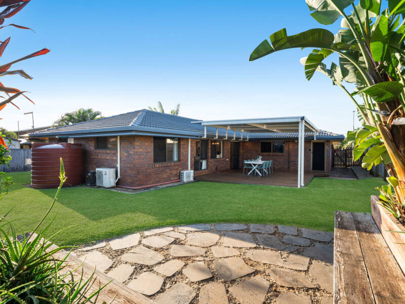 16 Teraglin Street, Manly West, QLD 4179 AUS