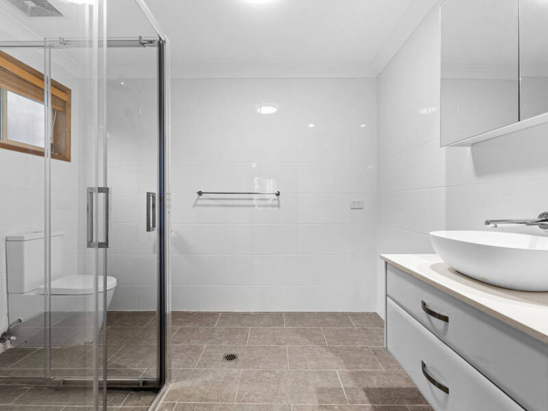 241 Ernest Street, Lota, QLD 4179 AUS