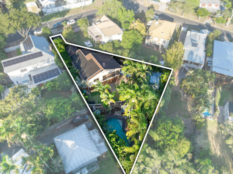 241 Ernest Street, Lota, QLD 4179 AUS