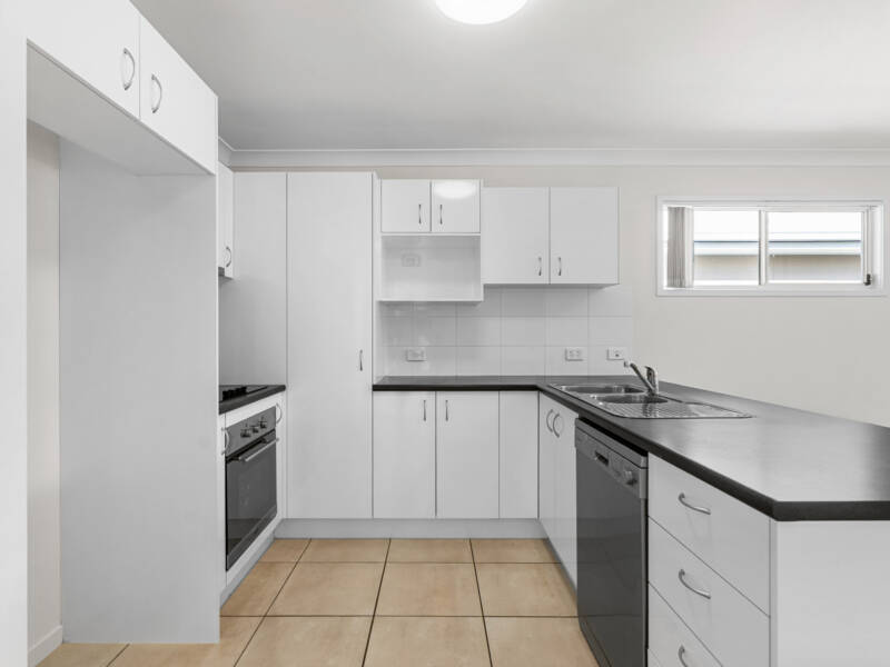 2/39A Buderim Street, Manly, QLD 4179 Australia