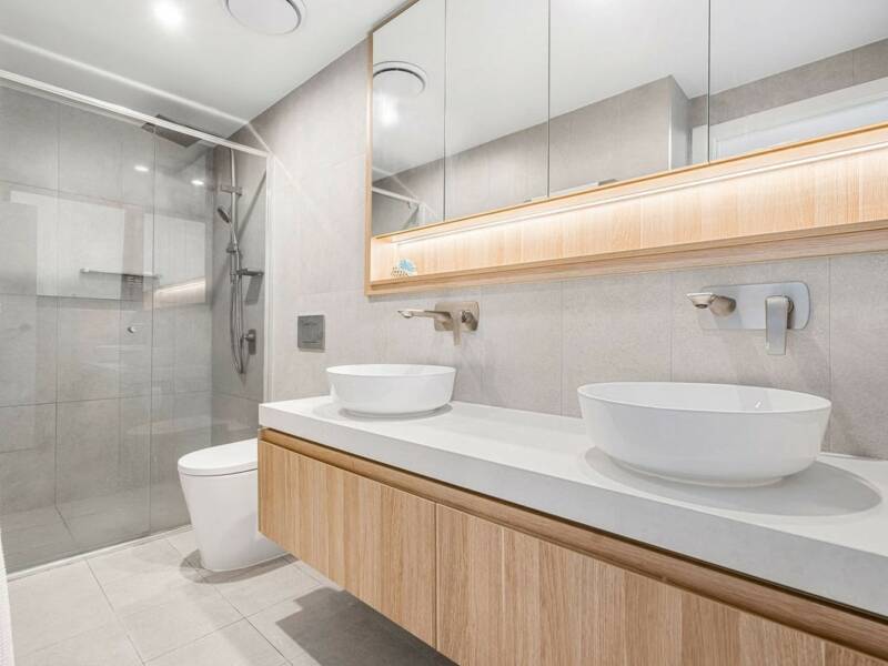 12/10 Bay Terrace, Wynnum, QLD 4178 AUS