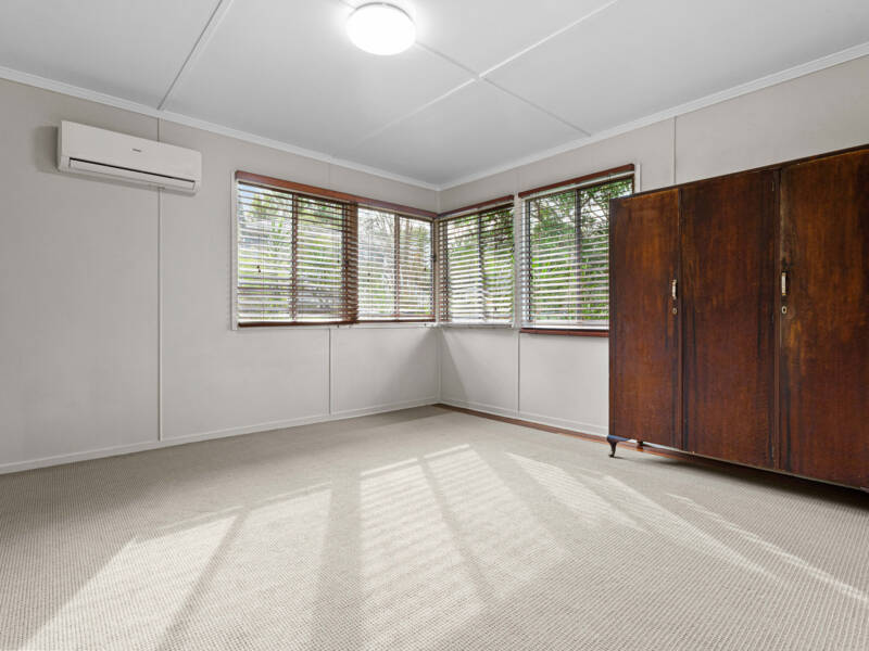 80 Roseneath Parade, Wynnum West, QLD 4178 Australia