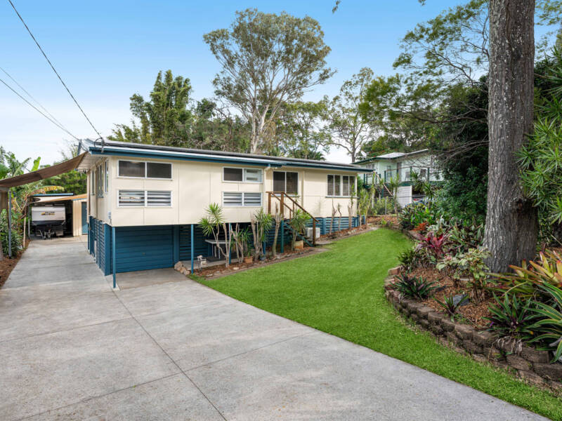 80 Roseneath Parade, Wynnum West, QLD 4178 Australia