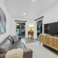 10 Bushing Street, Wynnum West, QLD 4178 AUS