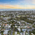 10 Bushing Street, Wynnum West, QLD 4178 AUS