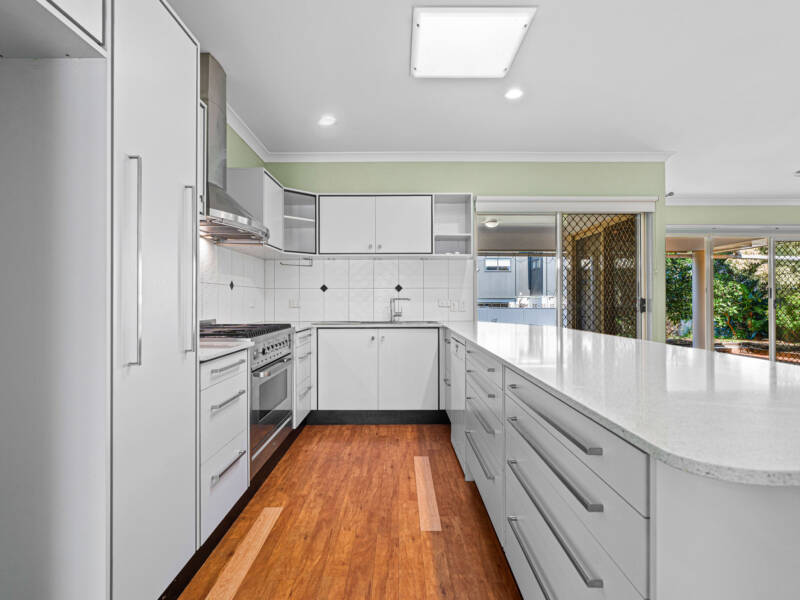 10 Colette Street, Wakerley, QLD 4154