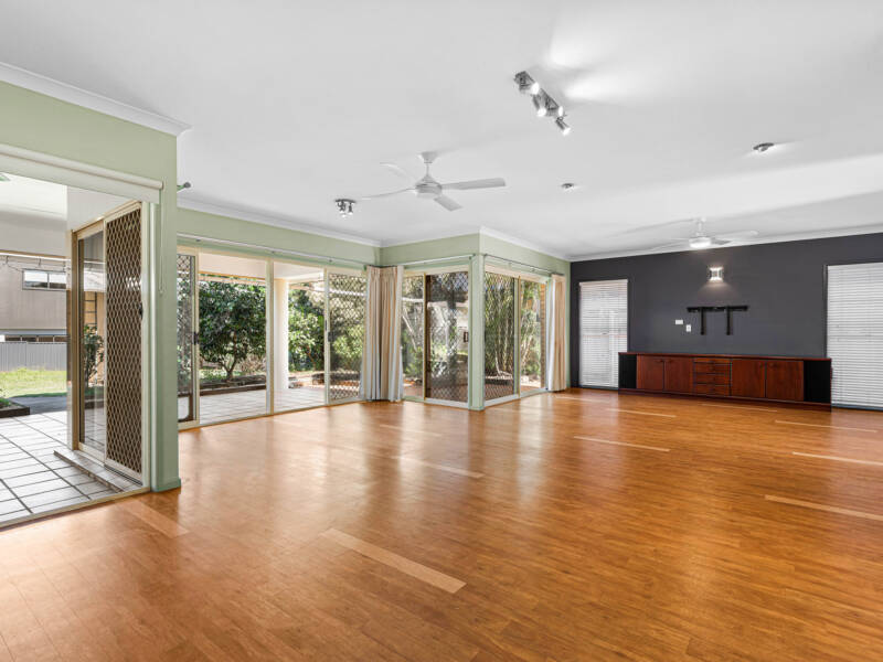 10 Colette Street, Wakerley, QLD 4154