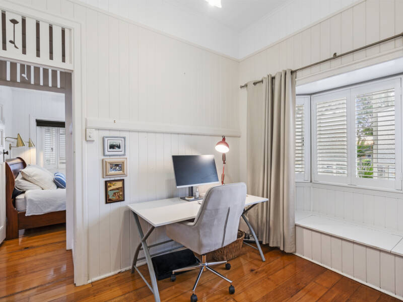 37 Fisher Street, Manly, QLD 4179 AUS