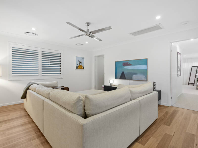 12 Foch Street, Wynnum West, QLD 4178 AUS