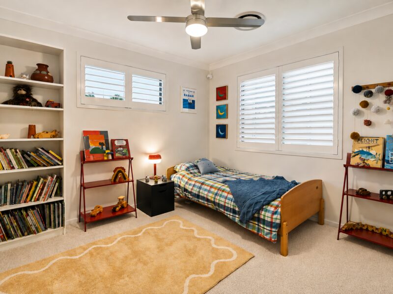 12 Foch Street, Wynnum West, QLD 4178 AUS