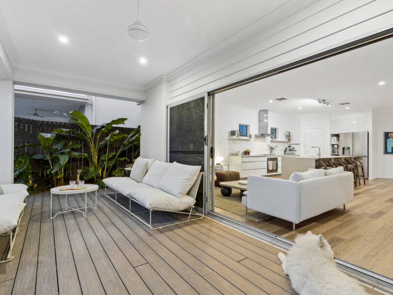 12 Foch Street, Wynnum West, QLD 4178 AUS