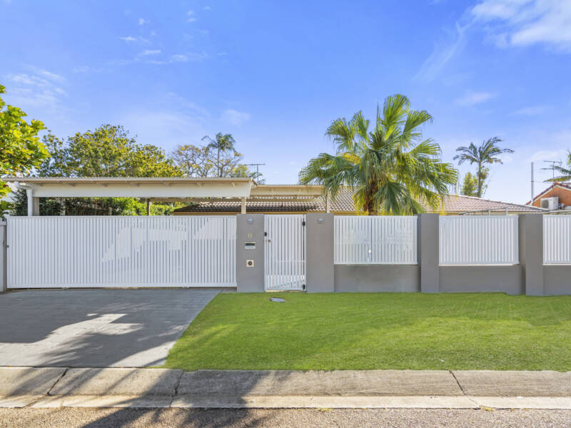 11 Mizzen Street, Manly West, QLD 4179 AUS