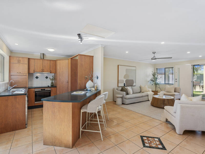 11 Mizzen Street, Manly West, QLD 4179 AUS