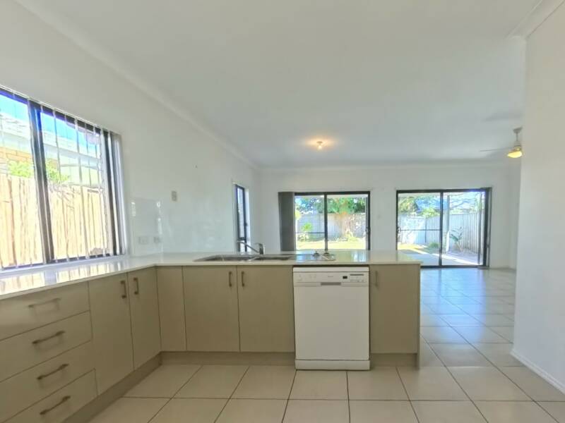 141 Henry Street, Wynnum, QLD 4178 Australia