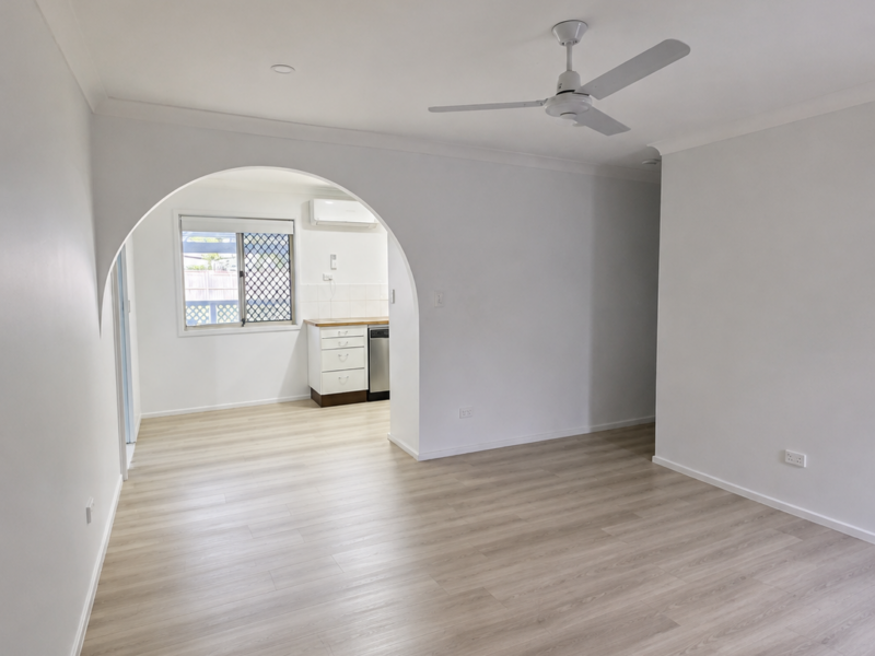 16 Douglas Street, Loganlea, QLD 4131 Australia