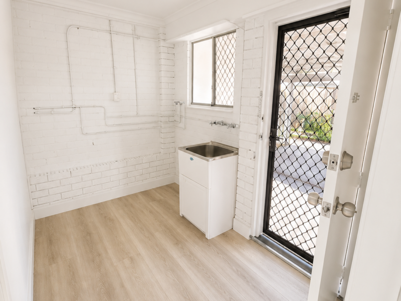 16 Douglas Street, Loganlea, QLD 4131 Australia