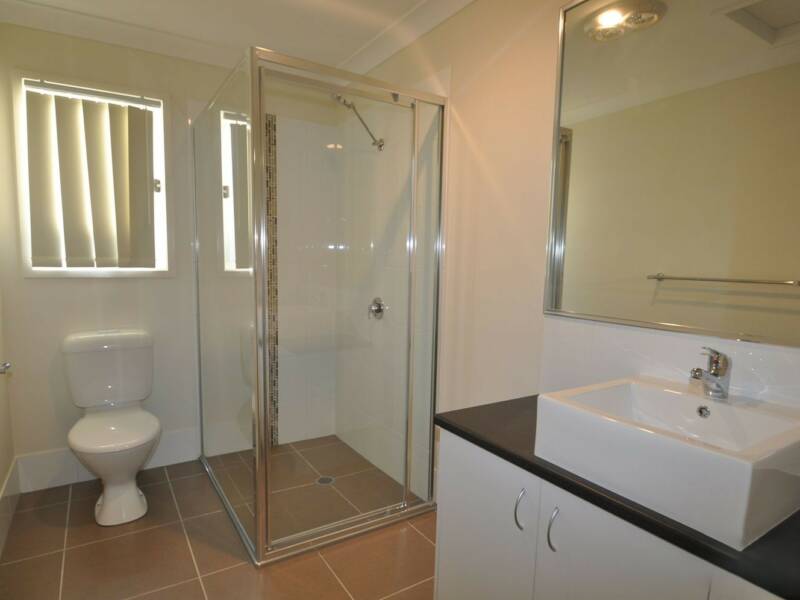 2/223 Preston Road, Wynnum West, QLD 4178 Australia