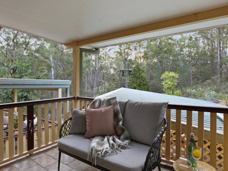 2 Jane Court, Cashmere, QLD 4500 AUS