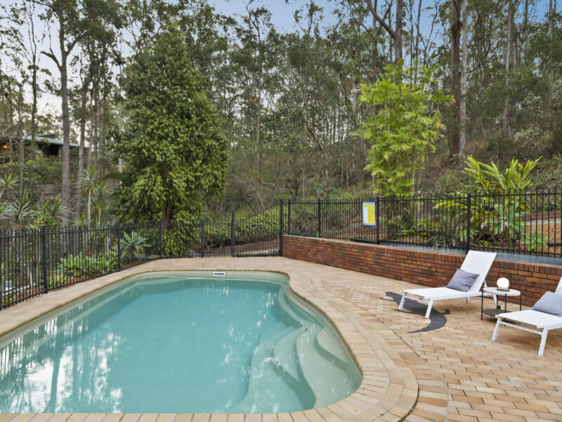 2 Jane Court, Cashmere, QLD 4500 AUS