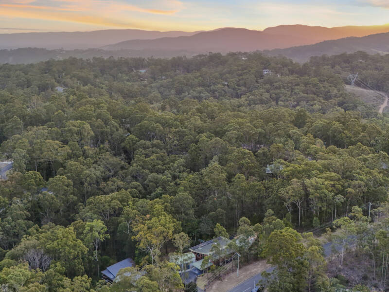 2 Jane Court, Cashmere, QLD 4500 AUS