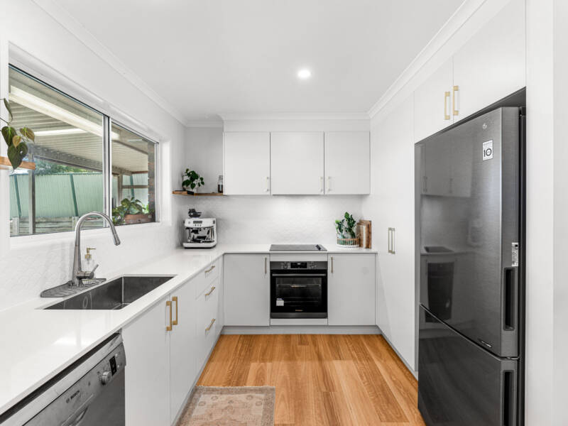 6 Pyeworth Place, Rochedale South, QLD 4123 Australia