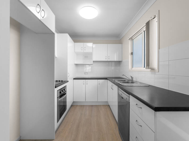 2/223 Preston Road, Wynnum West, QLD 4178 Australia