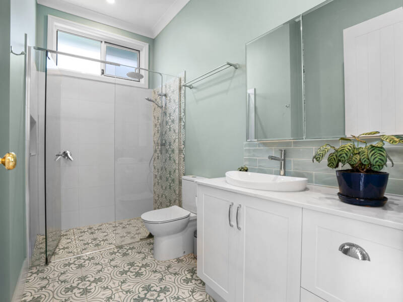 14 Thorrold Street, Wooloowin, QLD 4030 Australia