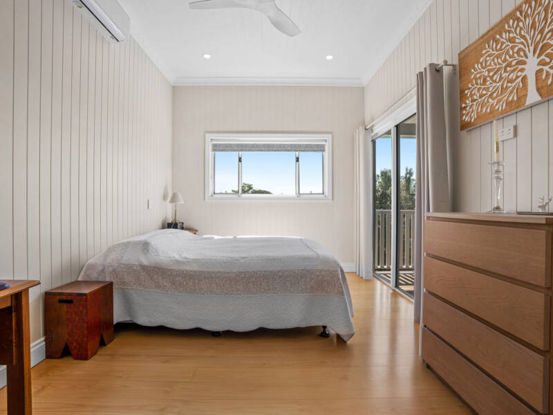 14 Thorrold Street, Wooloowin, QLD 4030 Australia