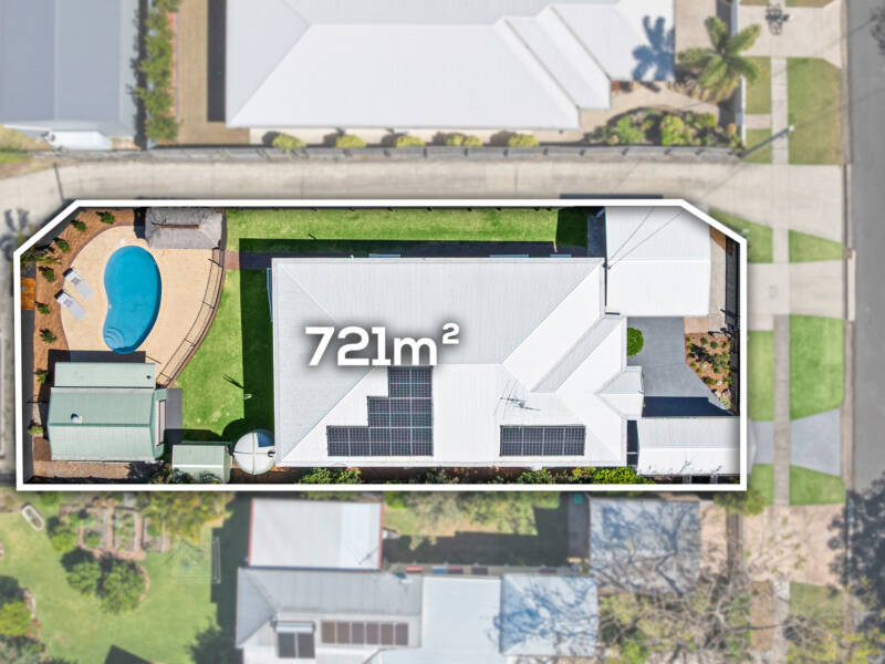 52 Duncan Street, Wynnum West, QLD 4178 AUS