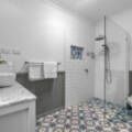 52 Duncan Street, Wynnum West, QLD 4178 AUS
