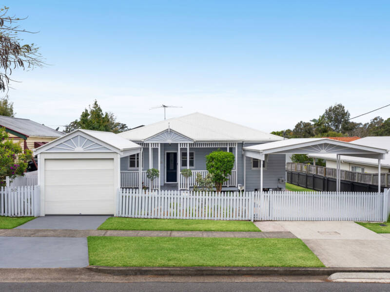 52 Duncan Street, Wynnum West, QLD 4178 AUS